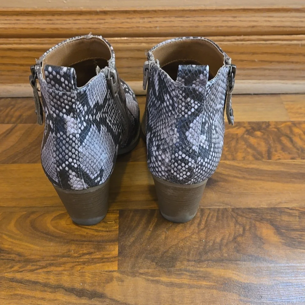 Snakeskin look boots, size 7